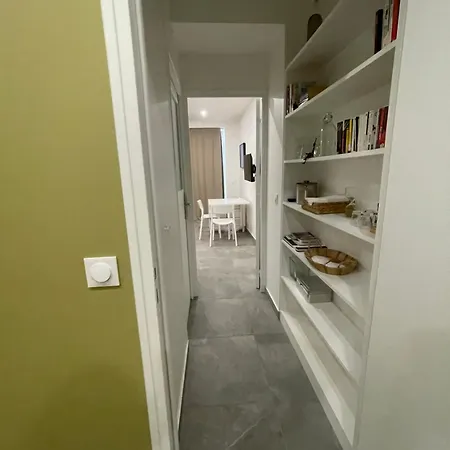 Apartment Chez Les Artistes De Menilmontant
