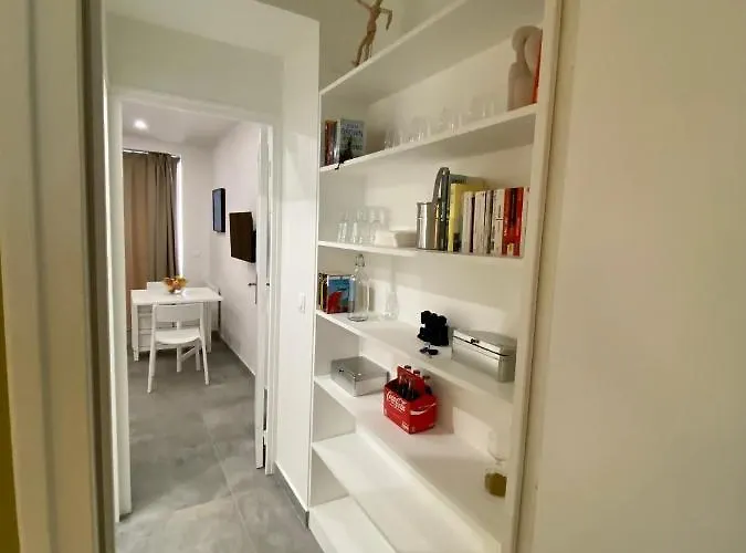 Chez Les Artistes De Menilmontant *